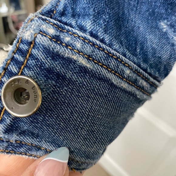 Rare Distressed Unisex Rag and Bone oversized denim jacket -size M - Picture 4 of 8